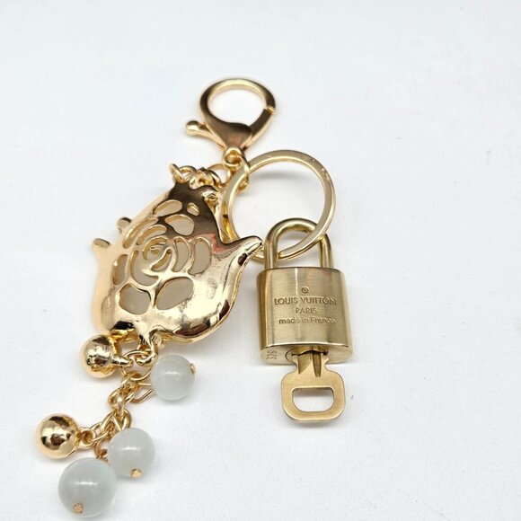 100% Auth Louis Vuitton Lock & Key with unbranded Bagcharm, Keycharm, Keychain - Picture 3 of 8